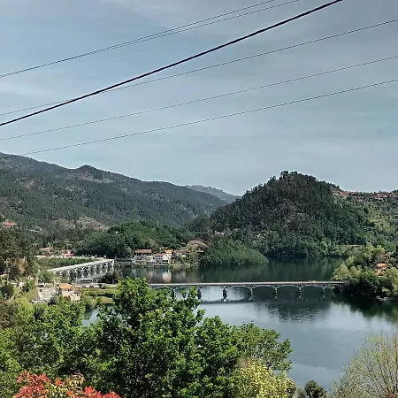 Casa De Ribes T1 Linda Vista Apartamento Gerês