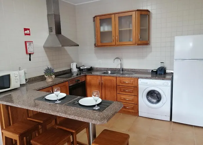 Casa De Ribes T1 Linda Vista *